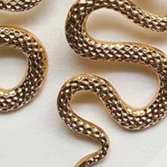 Gold Snake Earrings 3D Snakes Modern Nature Goth Glam Statement Post Halloween - Picture 3 of 9